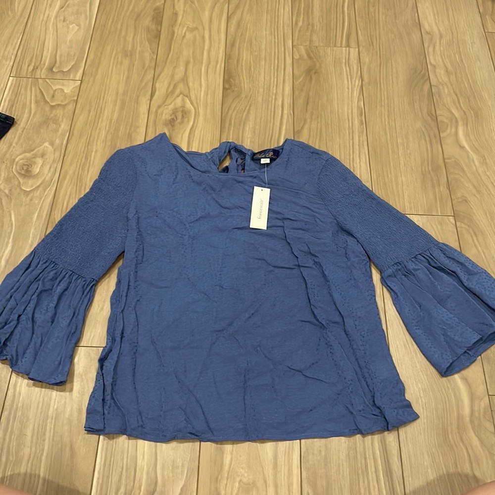 Francesca’s peplum 3/4 sleeve top